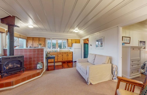 Salmon Creek House | 73 m² House ∙ 2 bedrooms ∙ 6 guests