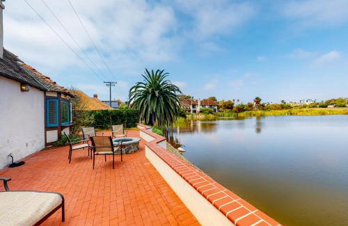 South Oceanside House | 76 Saint Malo Beach