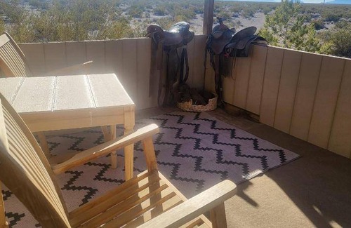Mojave Desert House | 77 m² House ∙ 2 bedrooms ∙ 4 guests
