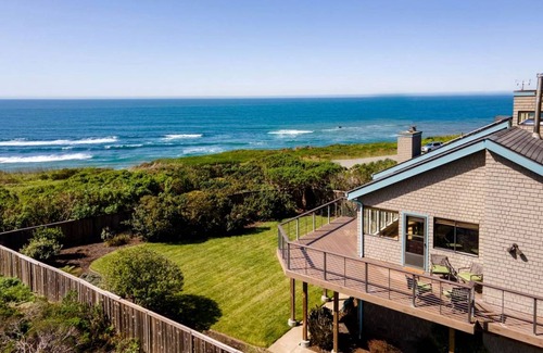 Moss Beach Other | Accommodation ∙ 1 bedroom ∙ 10 guests