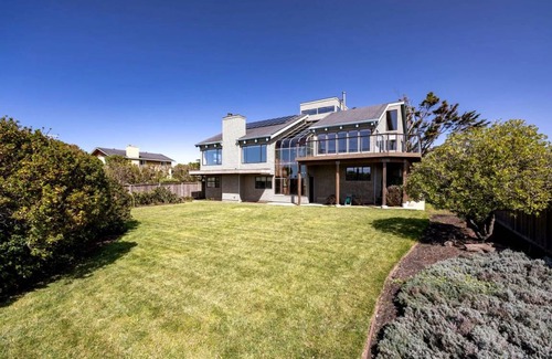 Moss Beach Other | Accommodation ∙ 1 bedroom ∙ 10 guests