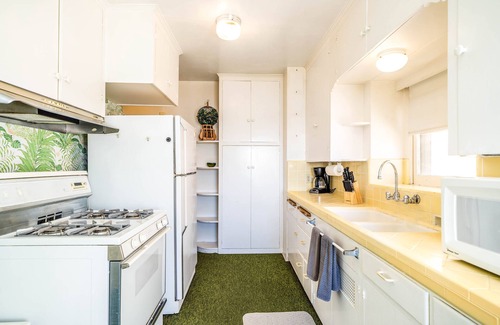 La Playa House | Adorable home with good space and breathtaking views of the city and ocean