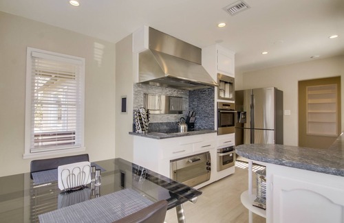 Imperial Beach House | Amazing Imperial Beach Property.Sleeps 10!