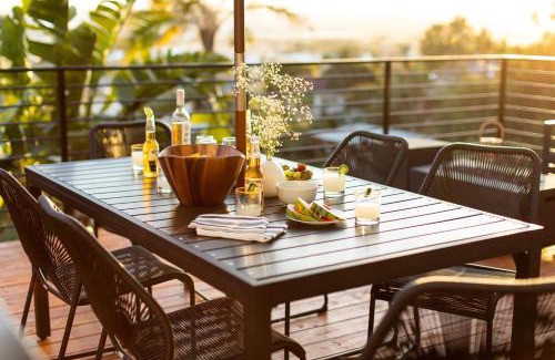 Middletown Apartment | Avalon 2 Unit Buyout I III AvantStay Mins to GaslampBeautiful Deck w BBQ
