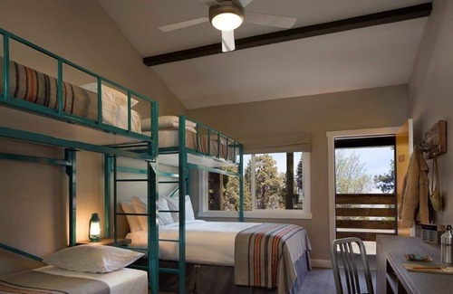 Tahoe City Hotel | Basecamp Tahoe City