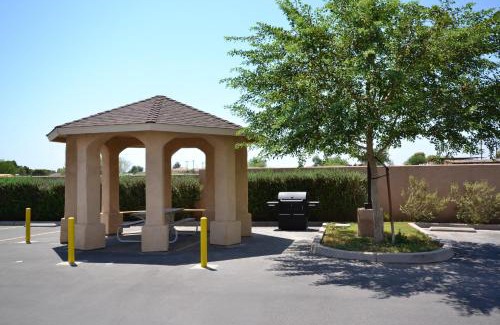 Brawley Hotel | Best Western Plus Main Street Inn