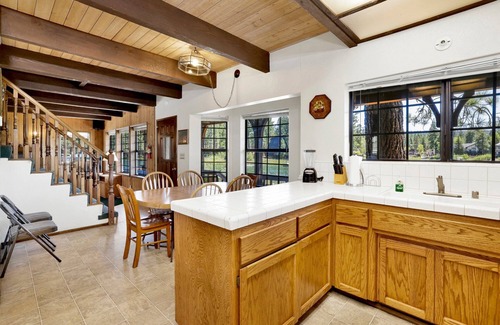 Big Bear Lake House | Breezy Estate #114