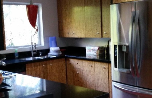 Hillcrest House | Buddha's Zen Retreat-a Lush Tropical Estate - Near Zoo, Beaches, Downtown, Parks