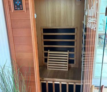 La Palma House | CA1 Fun And Central Home with Sauna