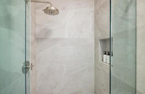 Laguna Apartment | Casa Jardin - Boutique Suites in Downtown Santa Barbara