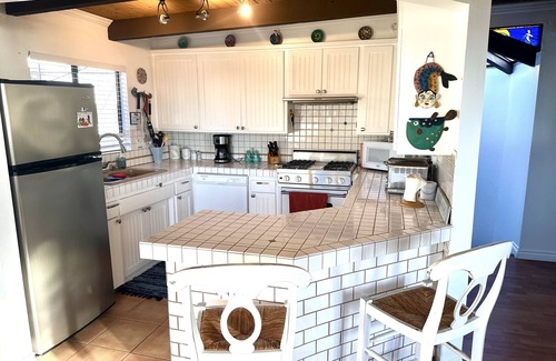 Laguna Beach House | Casa Lagunita: An artistic, ocean-view retreat!