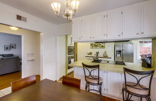 Village of La Jolla House | Charming House in La Jolla Neighborhood Just 2 Blocks from the Beach!