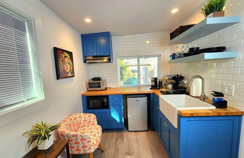 North Park Apartment | *Charming Studio* Central to Everything!