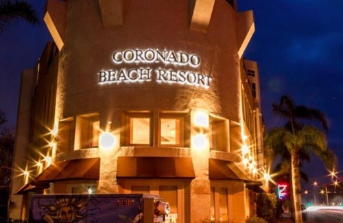 Coronado Apartment | Charming studio with WiFi, fitness room in welcoming Coronado, across from Del.