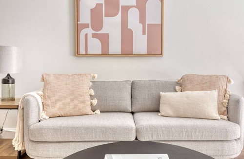 Playa Vista Apartment | Chic Playa Vista 1BR w/ Gym & BBQ, walk to A+ restaurants, by Blueground