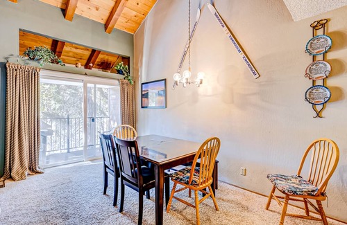 Carnelian Woods Condo | Condo ∙ 2 bedrooms ∙ 6 guests