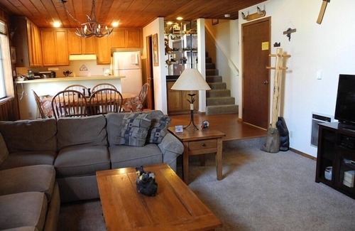 Mammoth Lakes Condo | Courchevel 37
