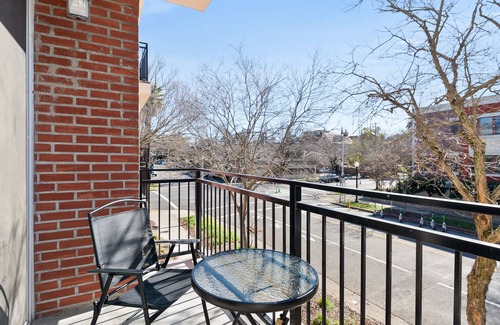 Midtown Sacramento Apartment | Cozy 1-bedroom apartment in enjoyable Sacramento with WiFi, AC