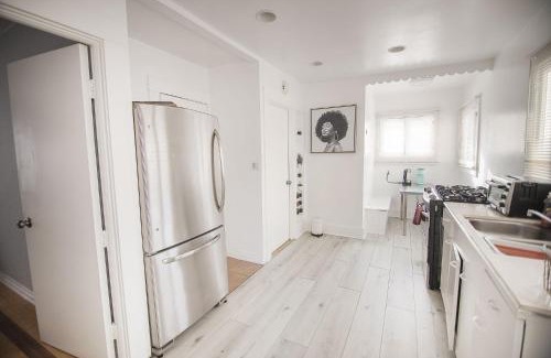 Wilshire House | Cozy room in East Holywood, 7 min from holllywood, 15 from downtown, 20 to hollywood sing