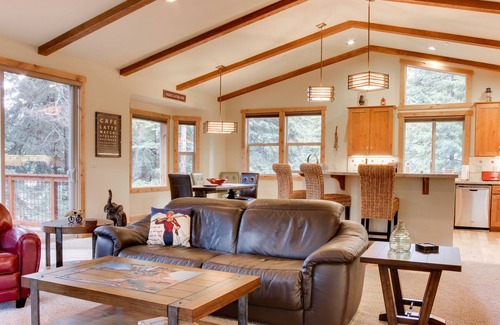Tahoma House | Deluxe West Shore home w/Beautiful Deck - .5 Mile to Beach & 2.5 Miles to Ski