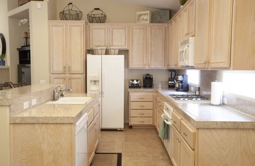 Indio House | Desert Golf Oasis with Private Pool/Hot Tub/30night discount