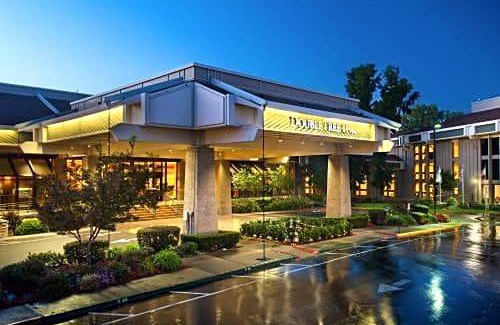 Sacramento Hotel | DoubleTree By Hilton Sacramento