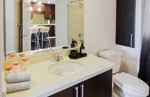 Melrose Apartment | Elite 1BD in West Hollywood