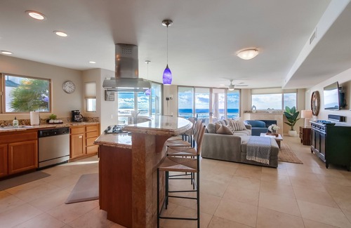 San Diego Condo | Escape to Luxury | On top of the Ocean