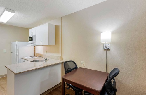 Santa Susana Hotel | Extended Stay America Suites Los Angeles Simi Valley