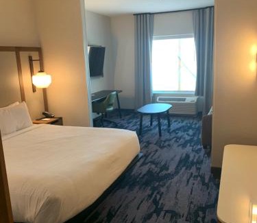 Winters Hotel | Fairfield by Marriott Inn & Suites Winters Davis