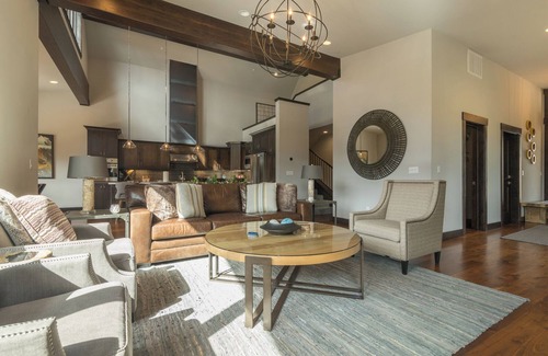 Truckee House | Fairway View at Schaffer's Mill, Northstar Ski Lounge, Golf & Amenities!
