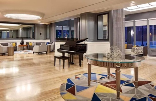 Civic Core House | Family and Friends Getaway! Three Modern Units Near Attractions