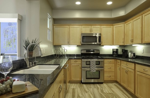 Avila Beach Condo | Fresh Look at Frank's Beach House - 50 yards to Beach - A family fav!