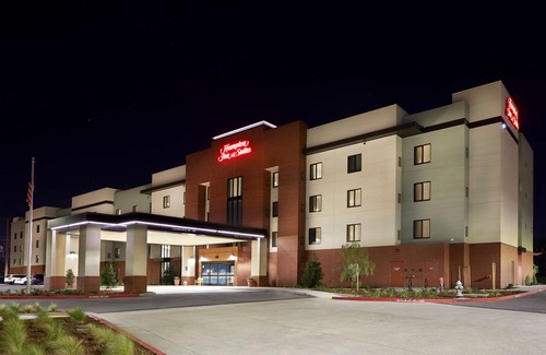 East Sacramento Hotel | Hampton Inn & Suites Sacramento at Csus