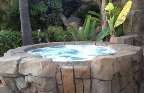 North Pacific Beach House | Heated pool, hot tub & waterslides near the beach!