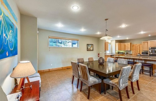 Bijou Park Acres House | Heavenly Valley Estate: Hot Tub, Pets