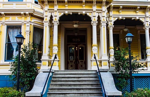Downtown Sacramento Hostel | HI Sacramento Hostel