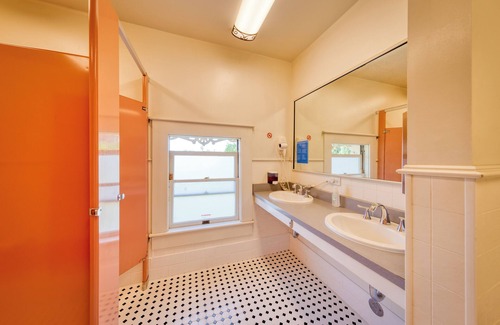 Downtown Sacramento Hostel | HI Sacramento Hostel