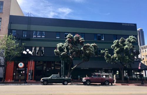 Gaslamp Quarter Hostel | HI San Diego Downtown Hostel