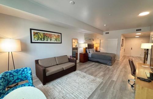 Pico-Union Apartment | Hollywood Boutique Residences with Free Parking