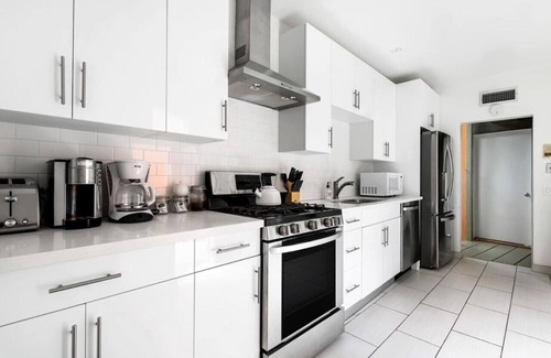 Hollywood Heights House | Hollywood Hills Outpost Home, Exclusively Month+