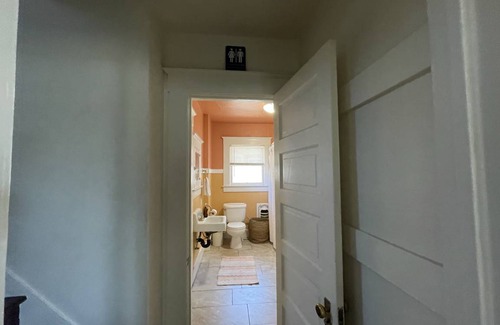 Tower District Hostel | Hostel ∙ 8 guests