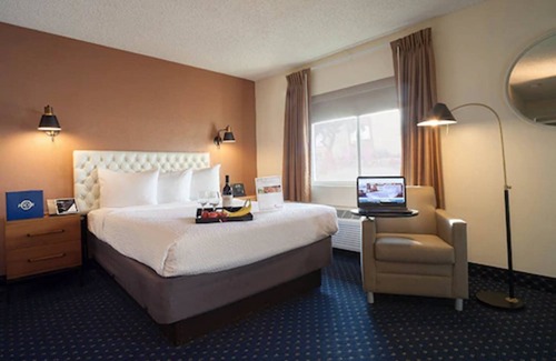 The East Side Hotel | Hotel Focus SFO