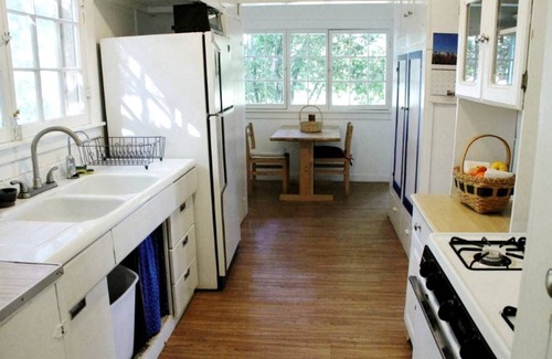 Geyserville House | House ∙ 1 bedroom ∙ 2 guests