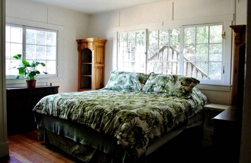 Geyserville House | House ∙ 1 bedroom ∙ 2 guests