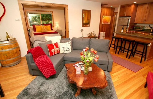 Rio Nido House | House ∙ 2 bedrooms ∙ 6 guests