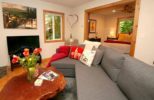 Rio Nido House | House ∙ 2 bedrooms ∙ 6 guests