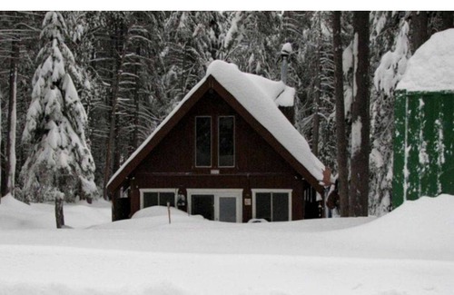 Big Creek House | House ∙ 2 bedrooms ∙ 6 guests
