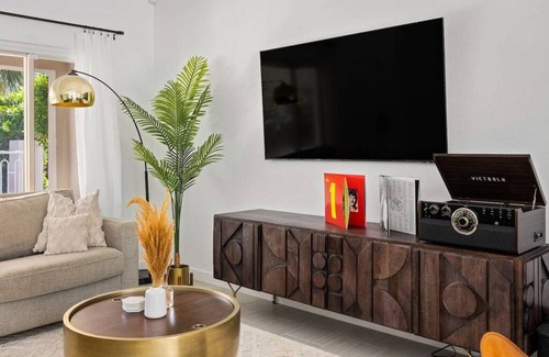 Racquet Club South House | House ∙ 3 bedrooms ∙ 8 guests