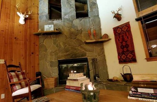 Ponderosa House | House ∙ 3 bedrooms ∙ 6 guests
